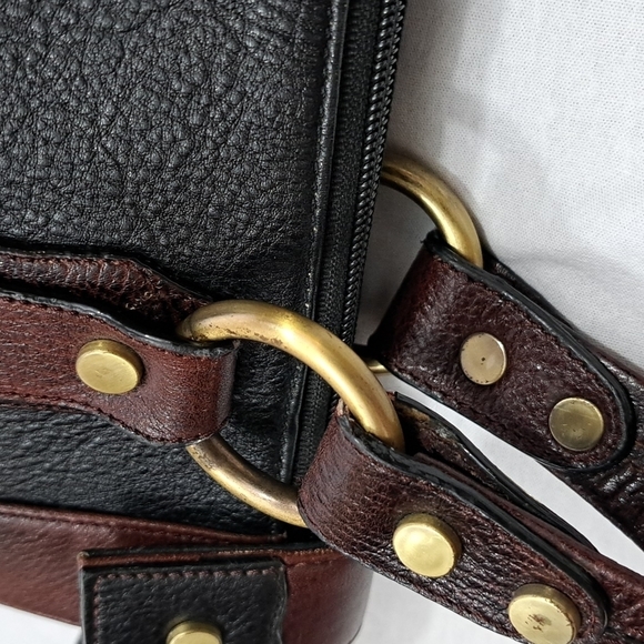 BESSEL Black & Brown Genuine Leather Shoulder Bag – Multi-Pocket, Brass Hardware - Picture 8 of 11